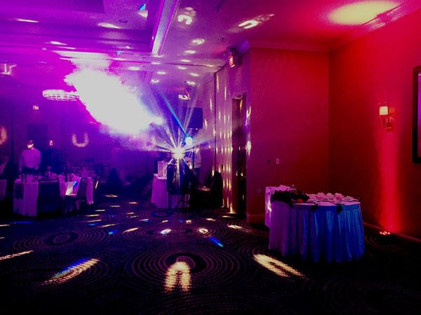 JHelton Mobile DJ Services