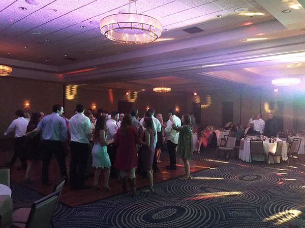 JHelton Mobile DJ Services