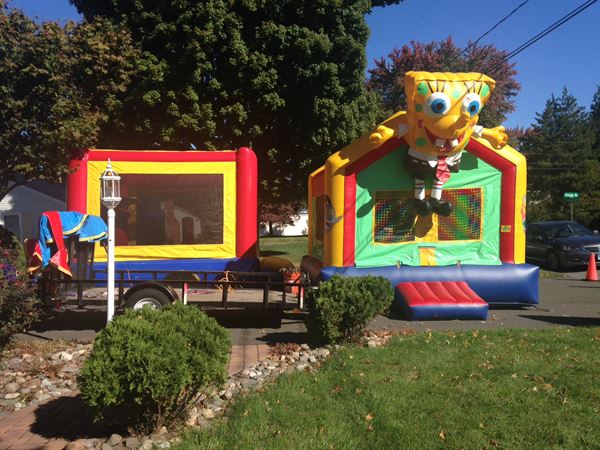 Bounce Around Inflatables