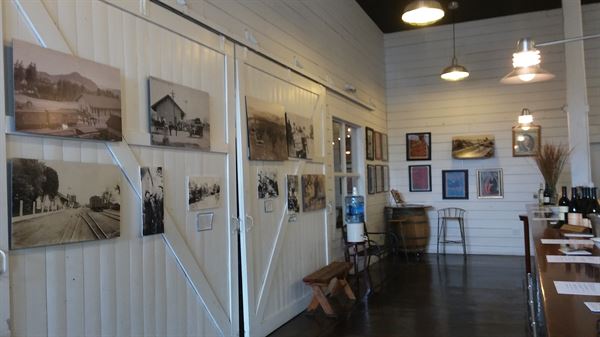 Hudson Street Wineries