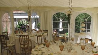 Glass Magnolia Bed and Breakfast