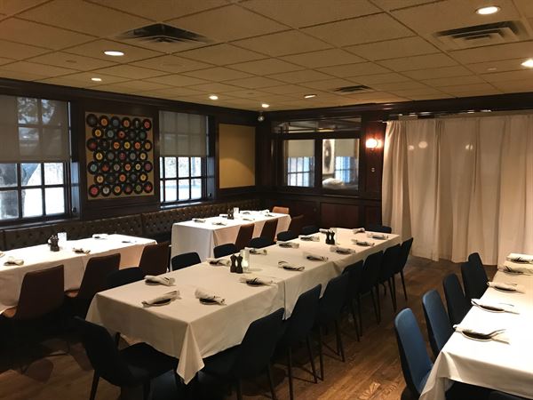 Joe's American Bar and Grill - Woburn