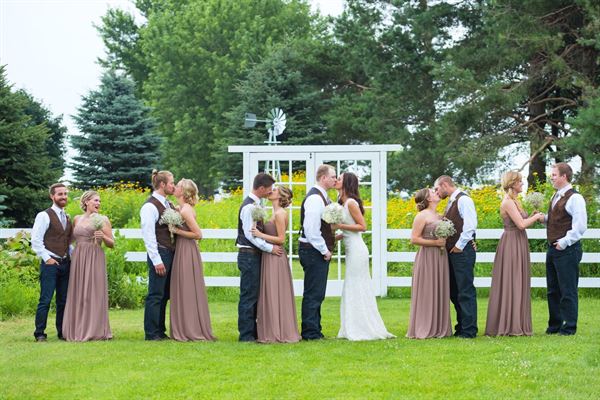 Chapel in the Pines Wedding & Banquet Center