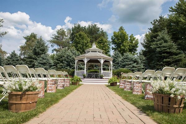 Chapel in the Pines Wedding & Banquet Center