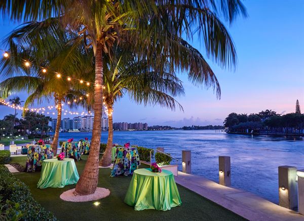 Waterstone Resort & Marina- a Curio Collection by Hilton