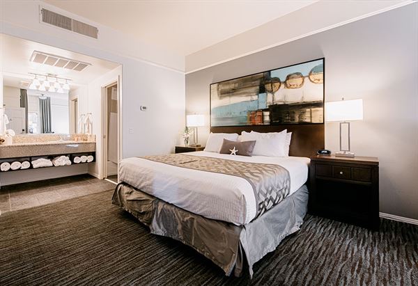 Tamarack Beach Resort