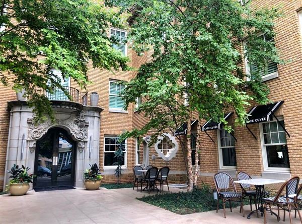 The Chalkboard Kitchen + Bar