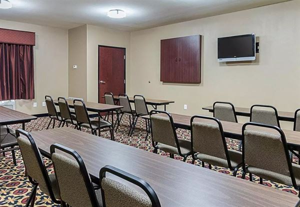 Comfort Suites Of Ennis