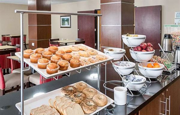 Comfort Suites Of Ennis