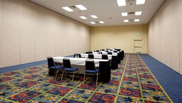 Red Lion Hotel & Conference Center Cheyenne