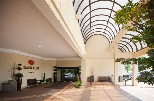Crowne Plaza Hickory