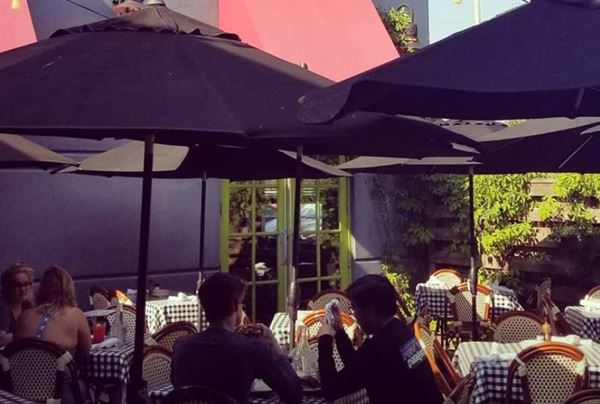 Salut Bar Americain - St. Paul