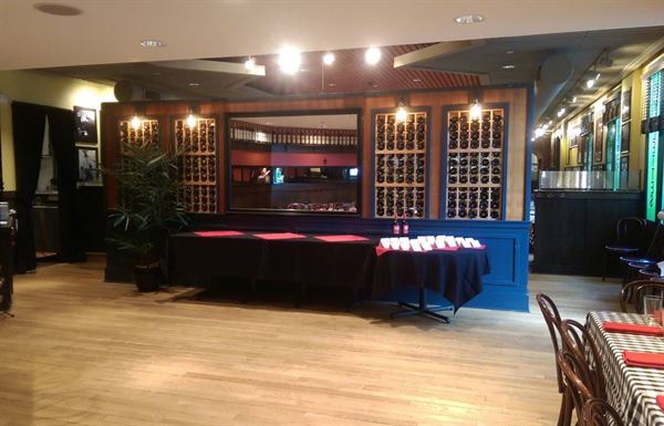 Salut Bar Americain - St. Paul