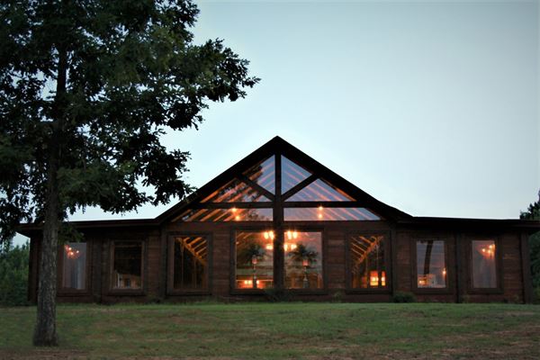 Hidden Timbers Lakeside Venue