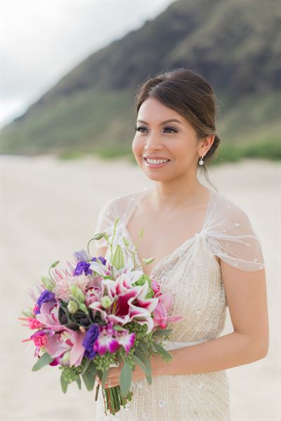 Simple Oahu Wedding