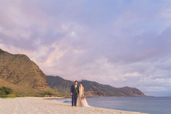 Simple Oahu Wedding