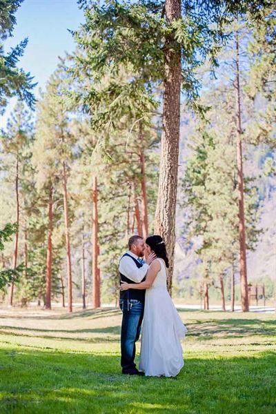 Quinn's Hot Springs Resort