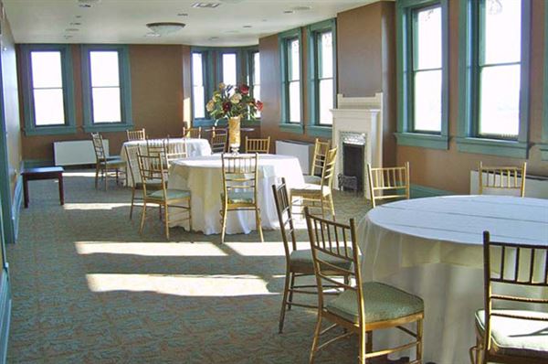 Fort Piqua Plaza Banquet Center