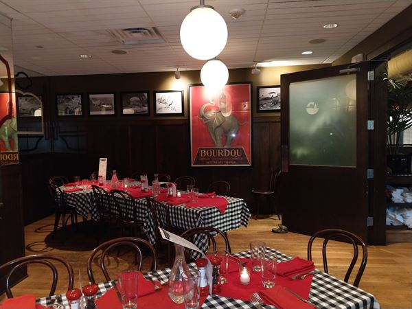 Salut Bar Americain - St. Paul