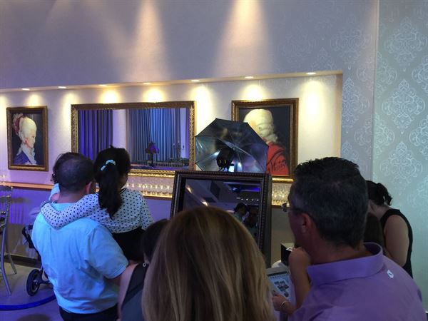 Snapshot Photo Booth Rental