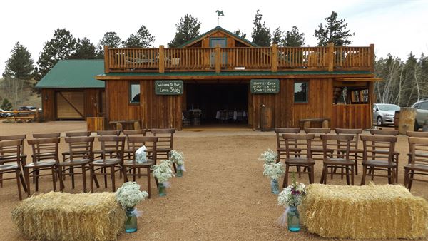 TihsreeD Lodge Wedding and Event Venue