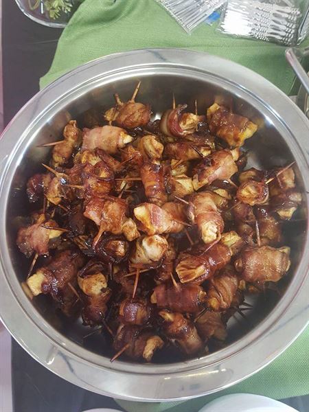 Diamonds & Lace Weddings and Events Planning/Catering