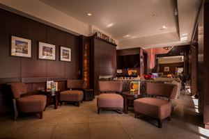 Writer's Den & Enclosed Terrace