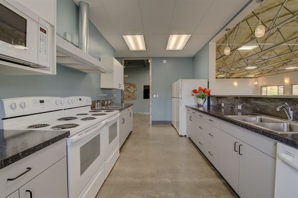 Roystone Hot Springs and Event Center