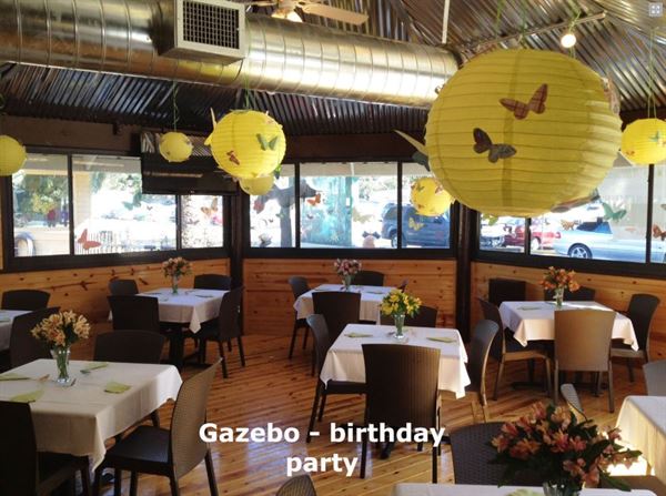 Dixie Crossroads Seafood Restaurant