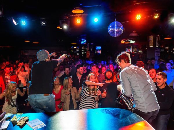 Howl At The Moon - Chicago