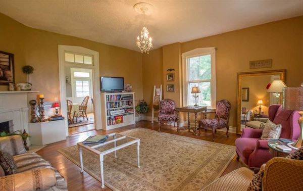 Orchard House Bed & Breakfast