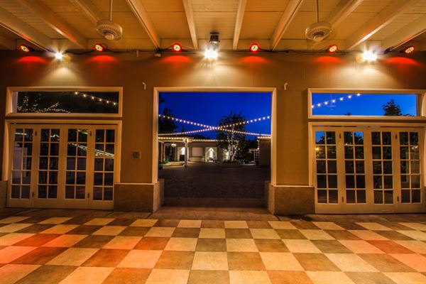 Dove Canyon Courtyard