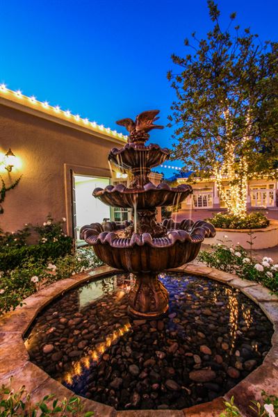 Dove Canyon Courtyard