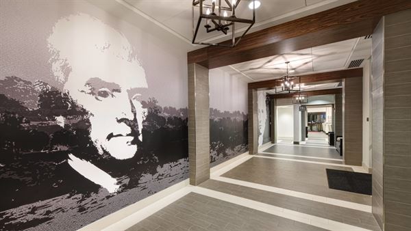 Courtyard Richmond Downtown