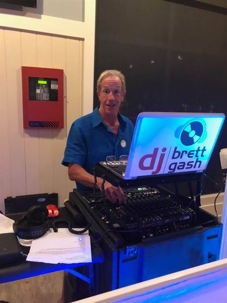 Brett Gash DJ Entertainment