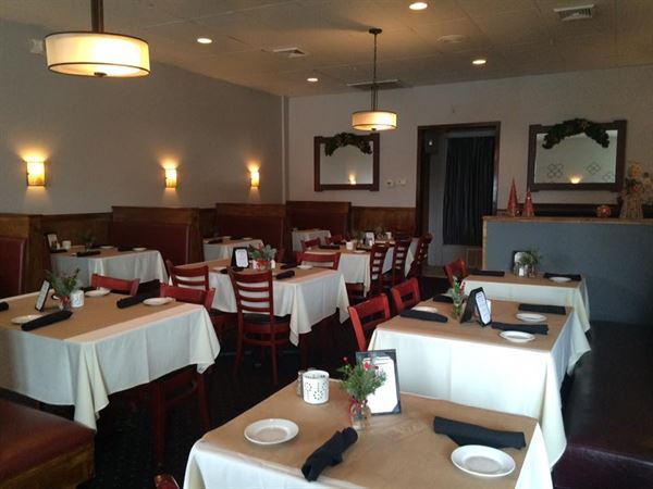 Lola's Bistro & Grill