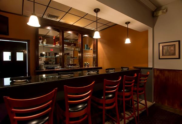 Lola's Bistro & Grill