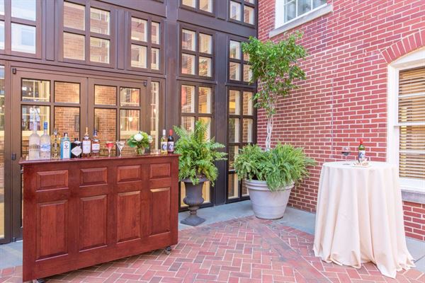 The George Washington Hotel - A Wyndham Grand Hotel