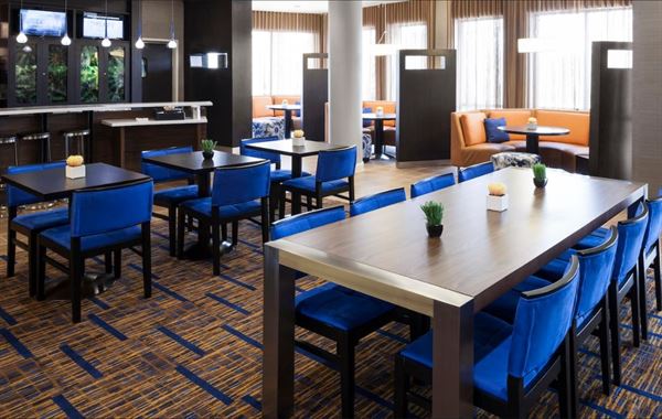 Courtyard Houston North/Shenandoah