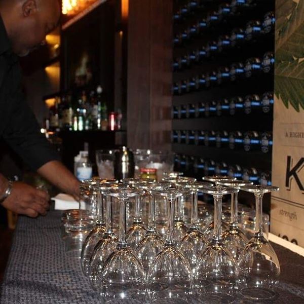 Unique Pour - Mobile Bartending and Event Co