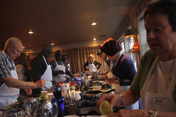 Salty's At Redondo Beach