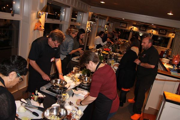 Salty's At Redondo Beach