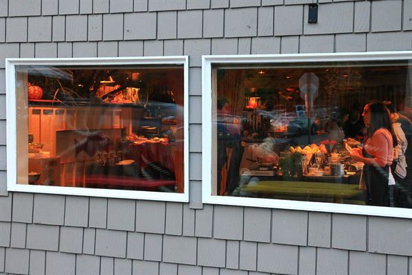 Salty's At Redondo Beach