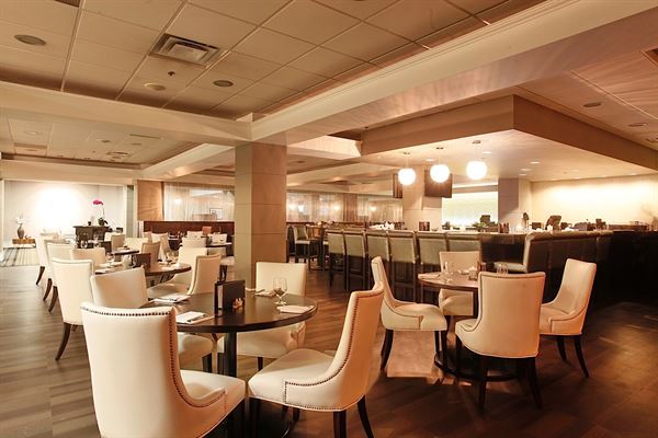 Pomeroy Hotel & Conference Centre