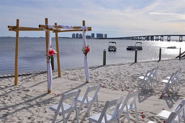 Best Western Navarre Waterfront - Paradise Pavilion