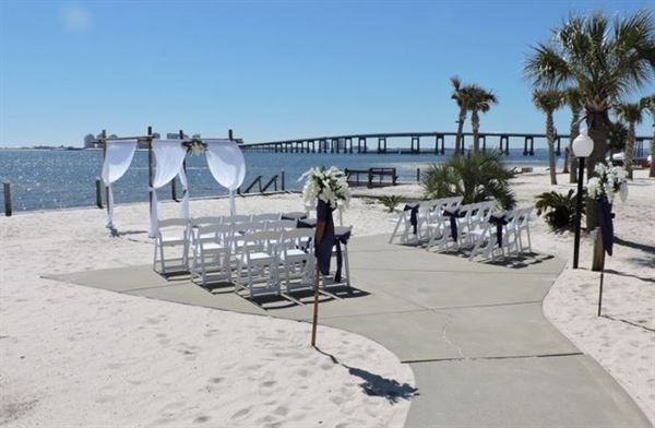 Best Western Navarre Waterfront - Paradise Pavilion