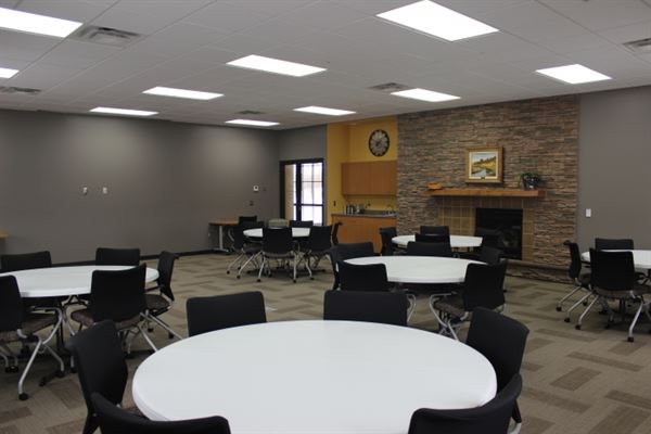 De Smet Event & Wellness Center