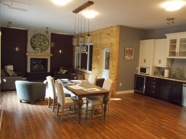 Shore Acres Gallery & Design Centre