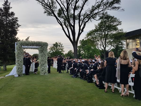 Crestmont Country Club