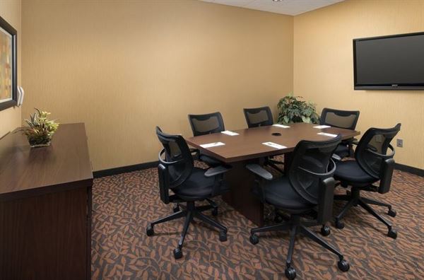 Holiday Inn Hotel & Suites Denver Airport